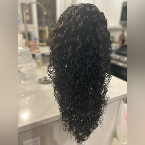 New 30" Voluminous Water Wave HD Lace Frontal Wig - Celebrity Status! - Picture 5 of 7